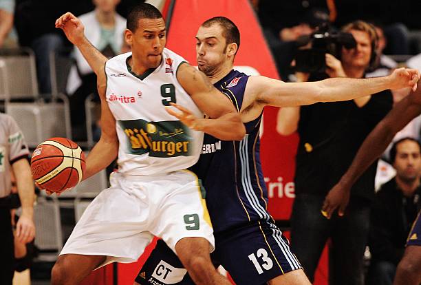 更是对德国 更是对德国