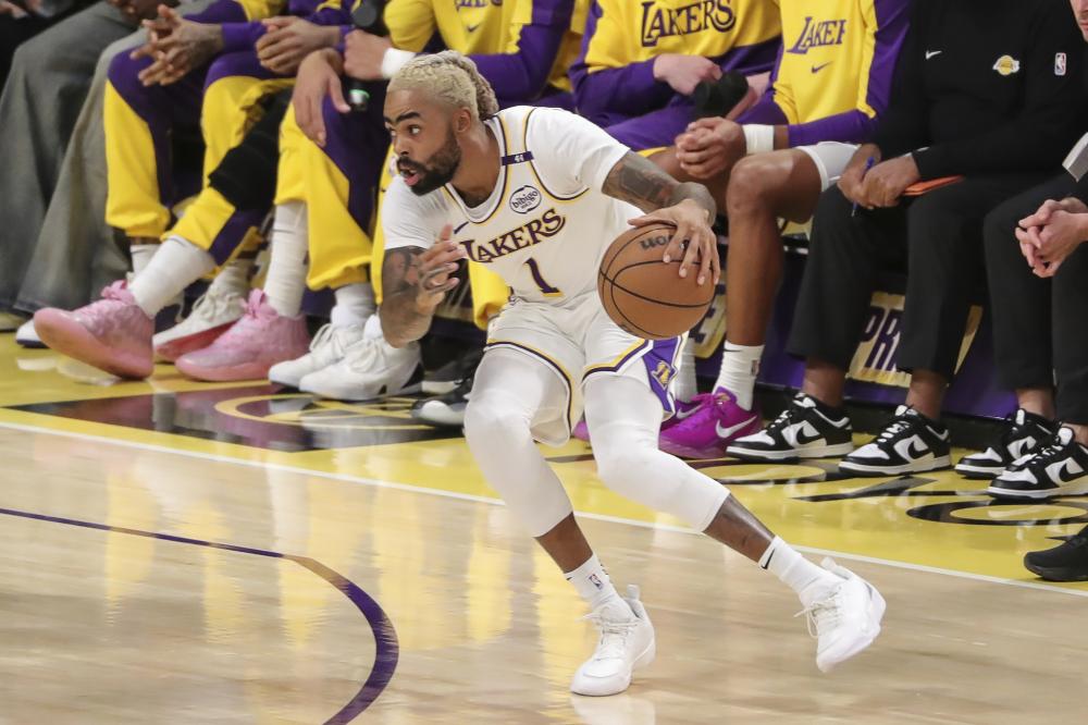 中遭遇困难 中遭遇困难